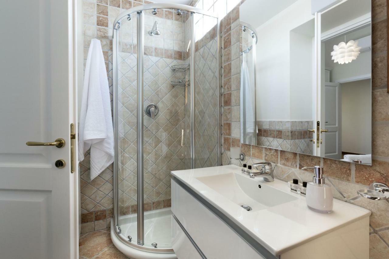 Luxury Rooms & Suites オルビア エクステリア 写真